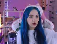 330x258