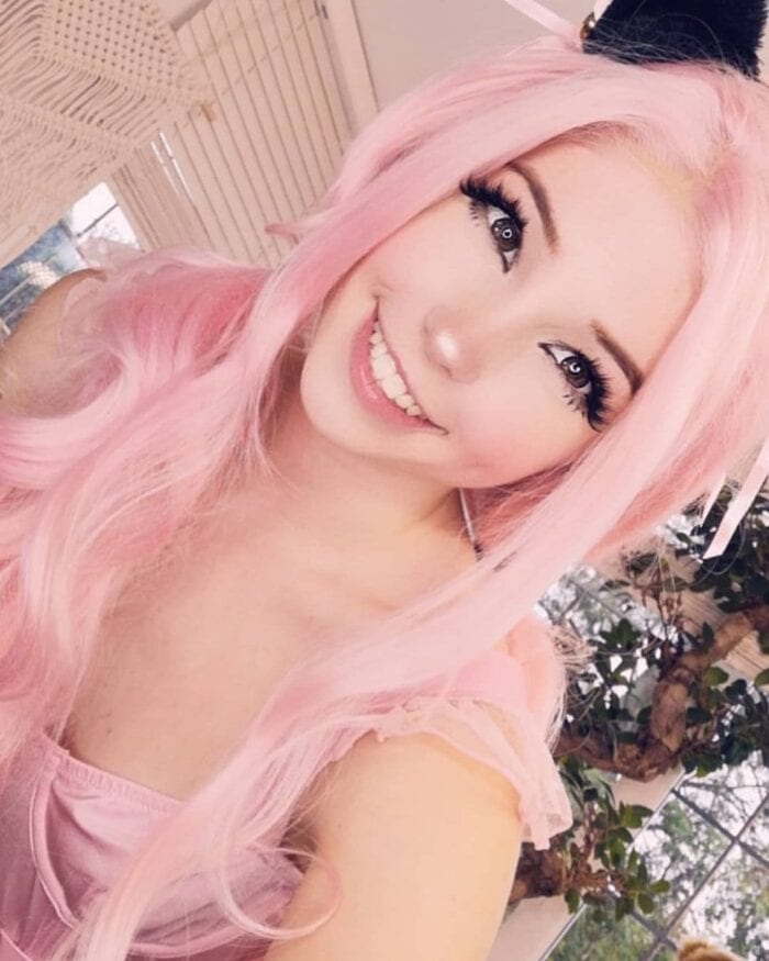 700x875