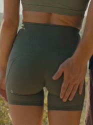 720x964